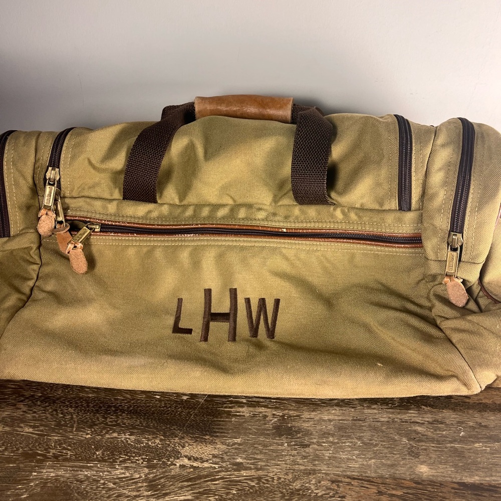 L.L. Bean vintage Men's Tan canvas leather  Duffel Bag medium size - Picture 7 of 16